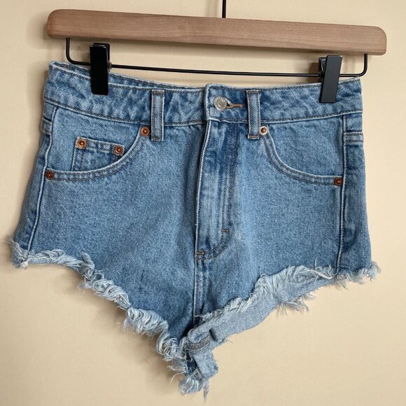 Topshop Kiri Cutoff Jean Shorts Size 2 Denim High Rise Cut‎ Off - Picture 2 of 6